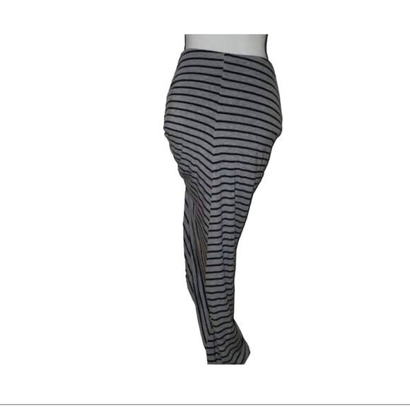 HYFVE Gray Black Striped Wrap Around Twist Front Mini Skirt Size Medium - Picture 6 of 10